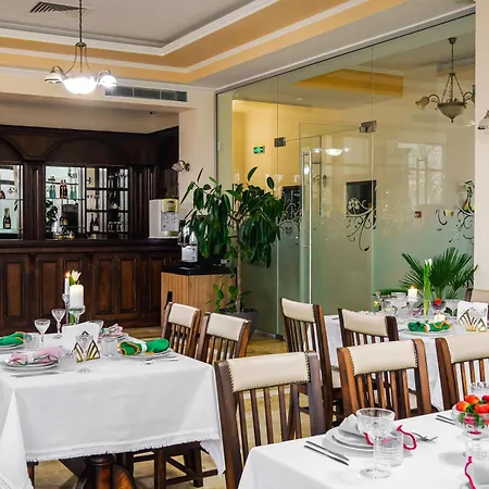 Hotel Alma 3*