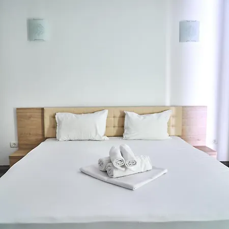 Alma Hotel