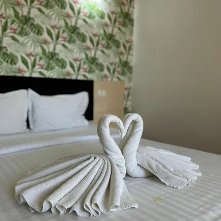 Alma Hotel